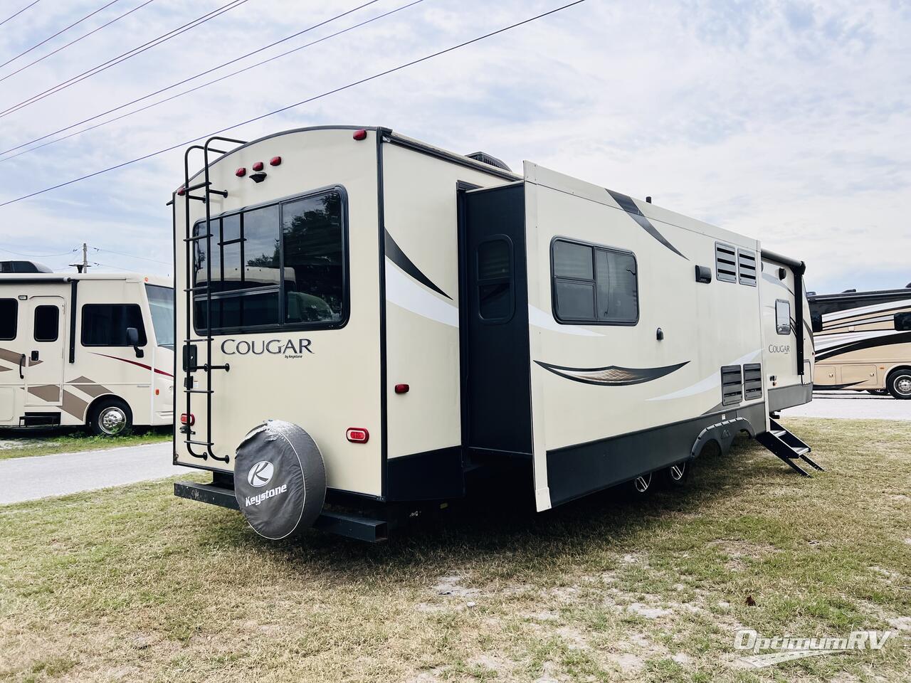 2019 Keystone Cougar Half-Ton Series 33SAB Photo 3