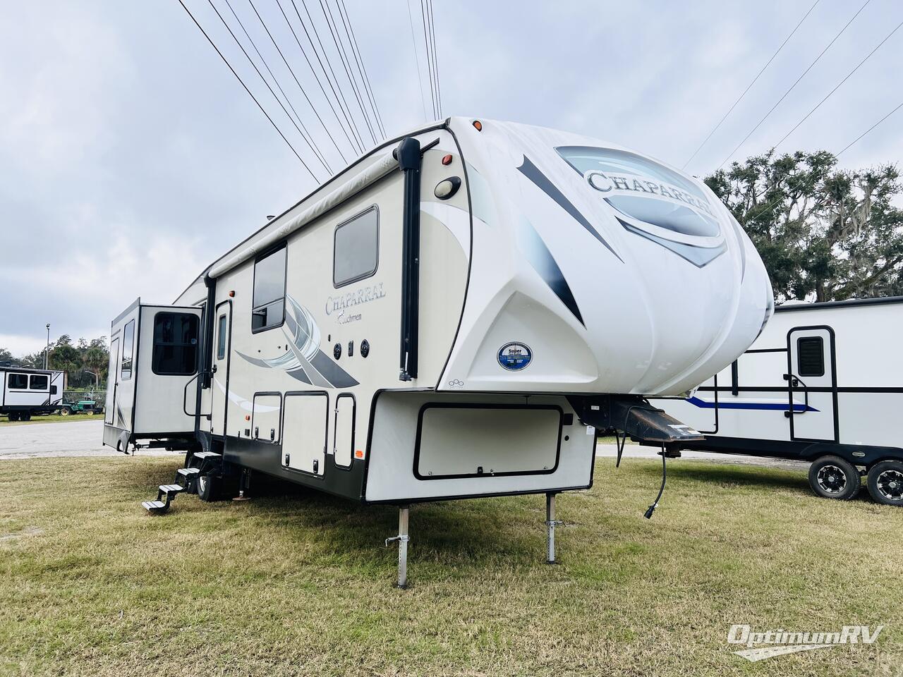 2018 Coachmen Chaparral 392MBL Photo 1