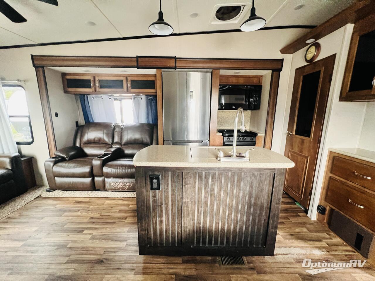 2018 Coachmen Chaparral 392MBL Photo 12