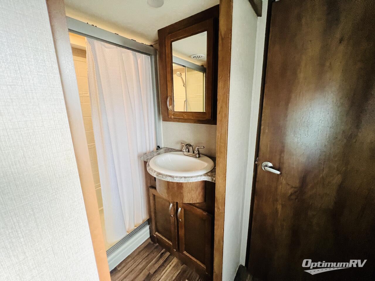 2018 Coachmen Chaparral 392MBL Photo 23