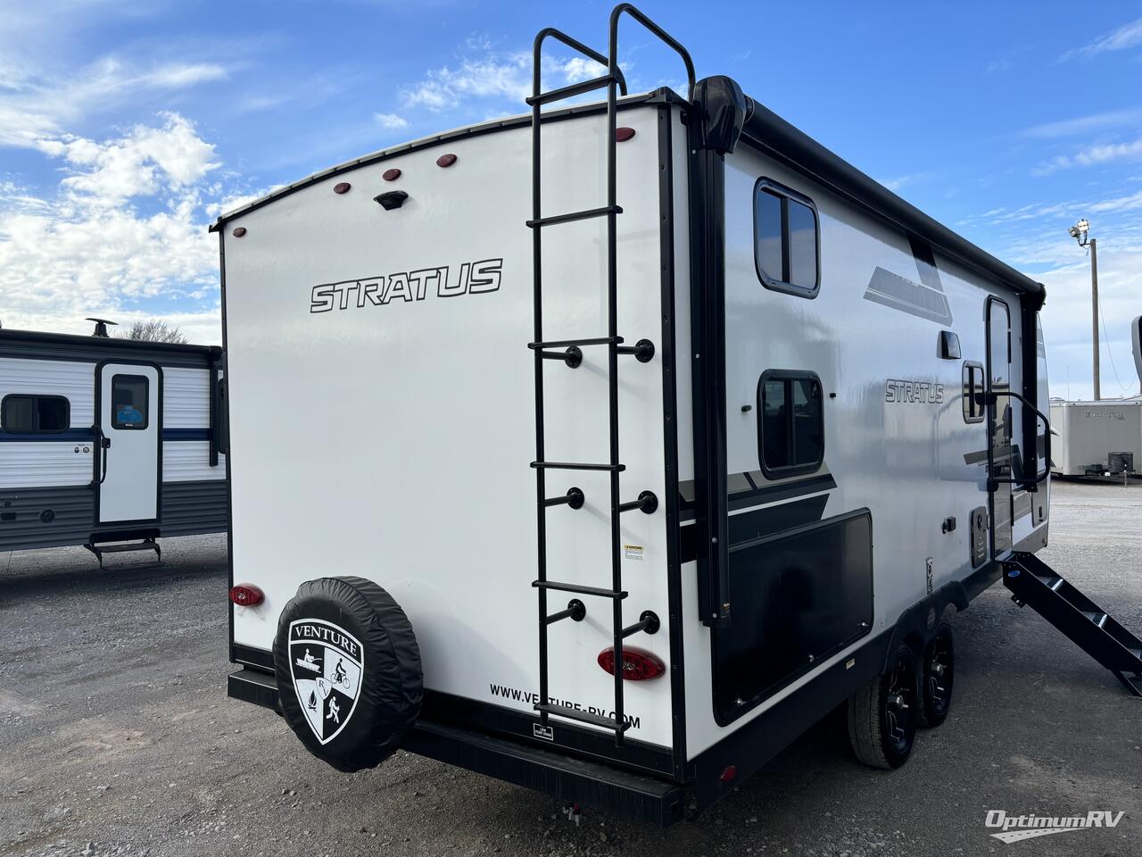 2025 Venture Stratus 211VBH Photo 2