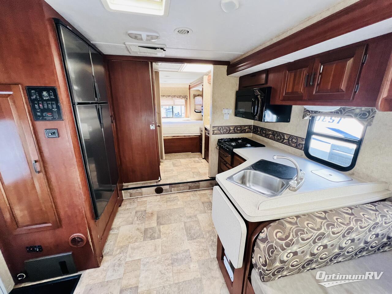 2013 Forest River Sunseeker 3050S Ford Photo 8