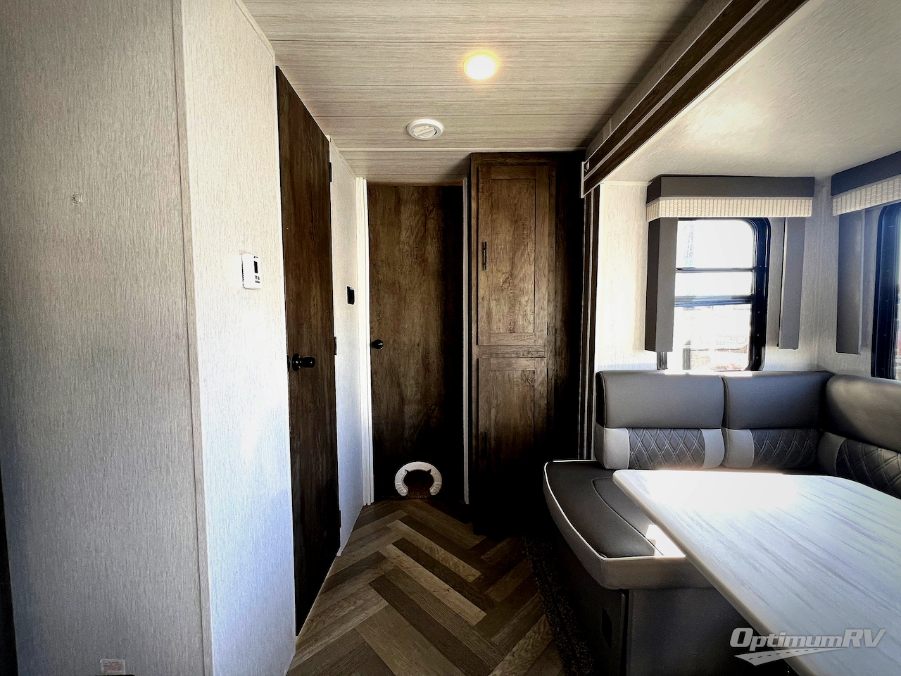 2022 Forest River Salem 31KQBTS Photo 13