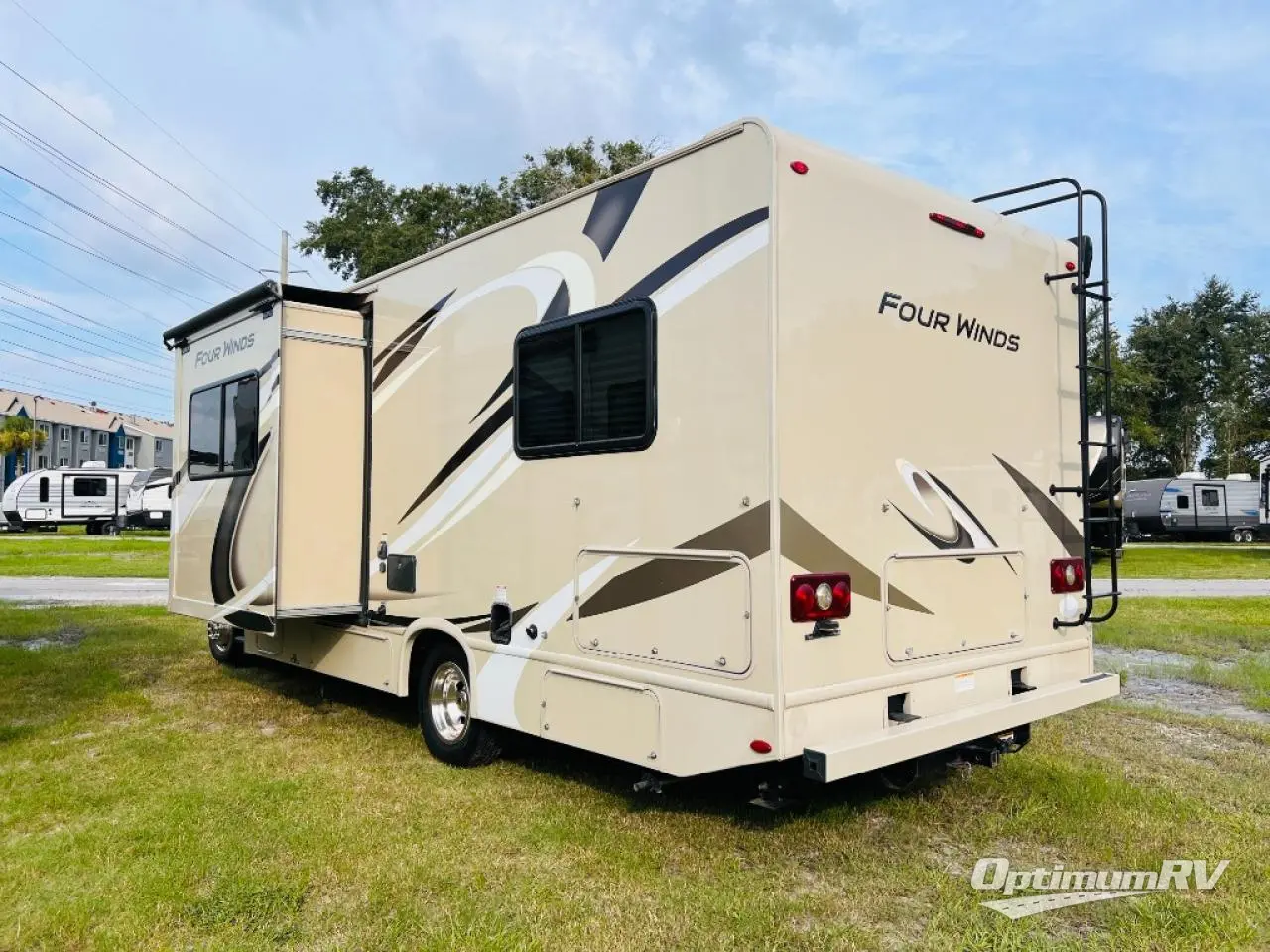 2019 Thor Four Winds 25V Photo 2