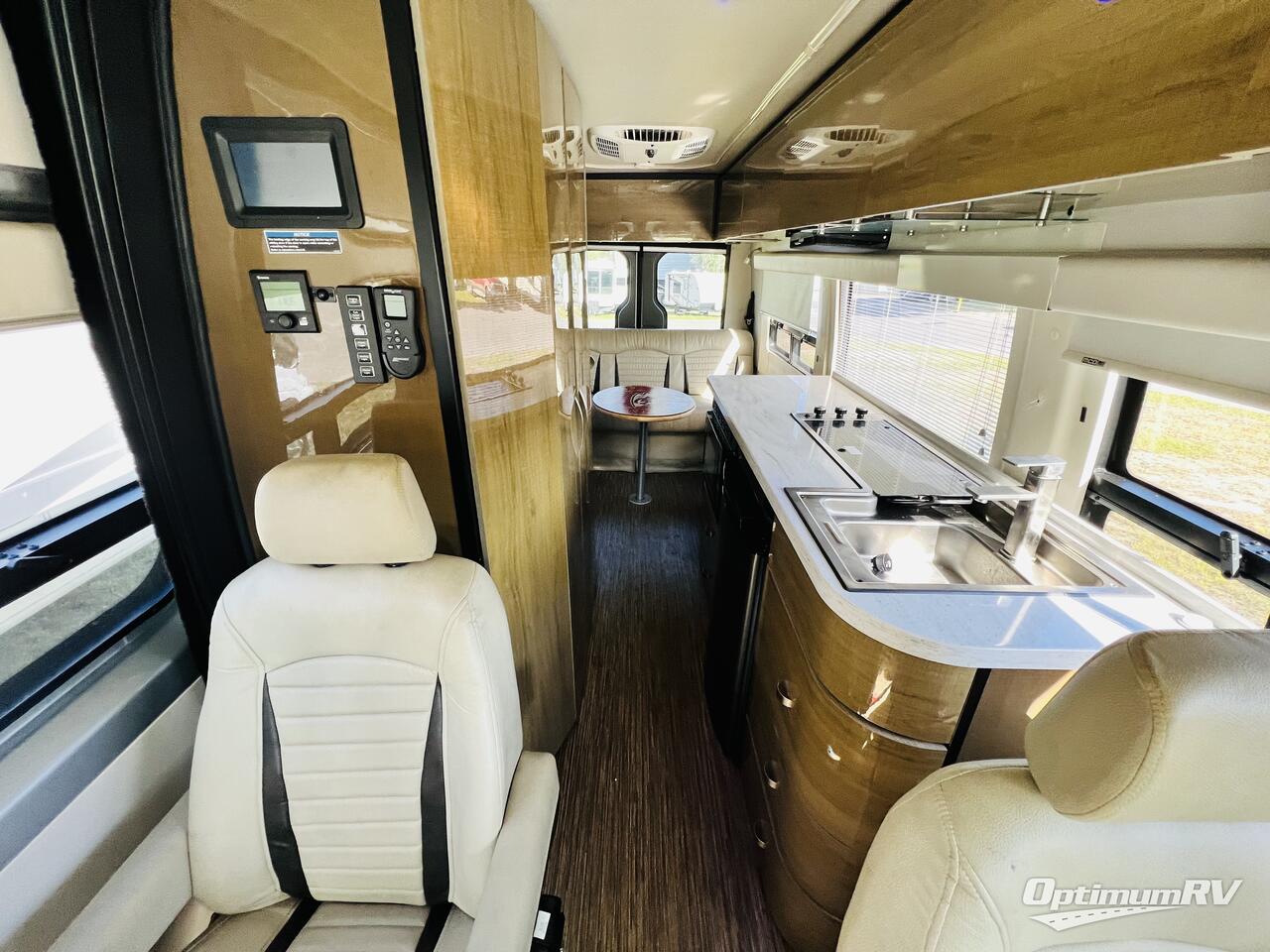 2017 Winnebago Era 70X Photo 7