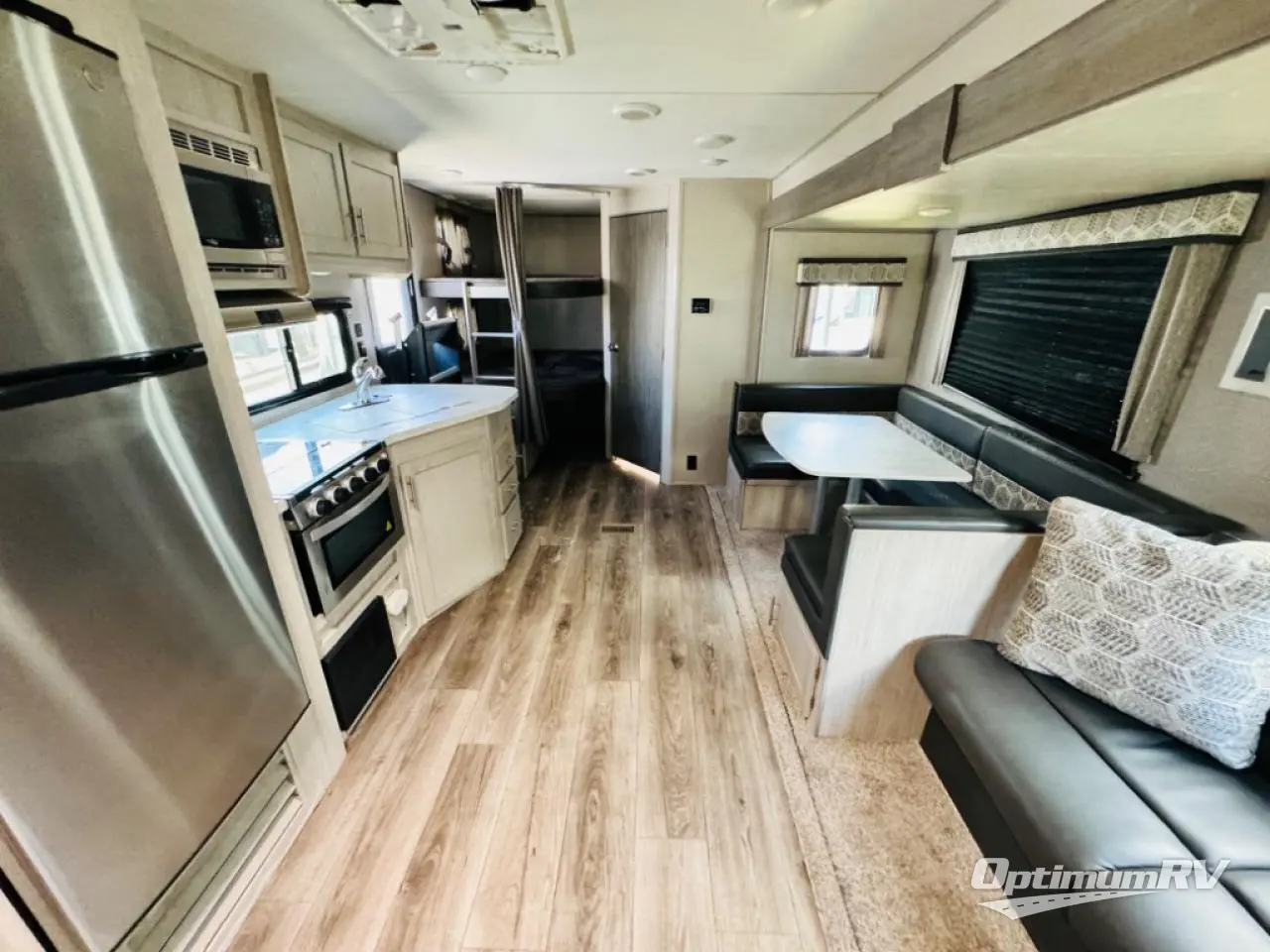 2022 Coachmen Catalina Legacy 263BHSCK Photo 4