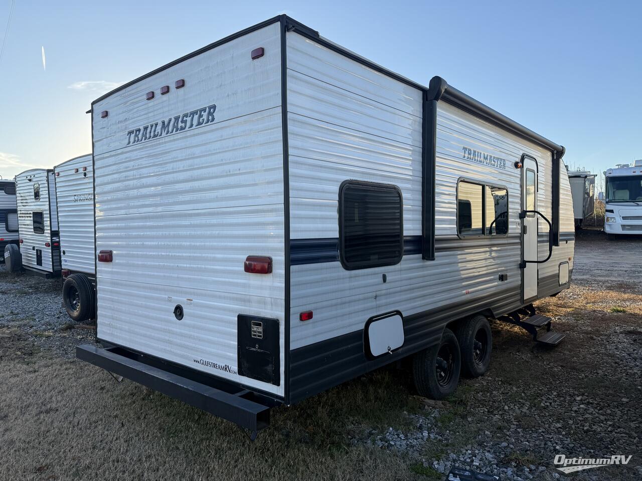 2022 Gulf Stream Trailmaster Ultra-Lite 248BH Photo 2