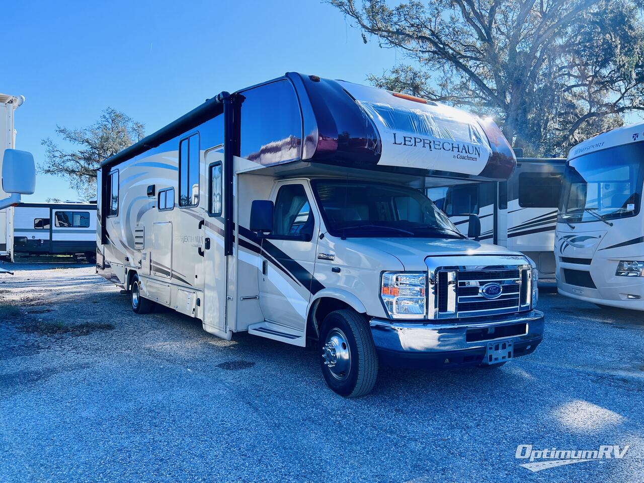 2019 Coachmen Leprechaun 319MB Ford 450 Photo 1