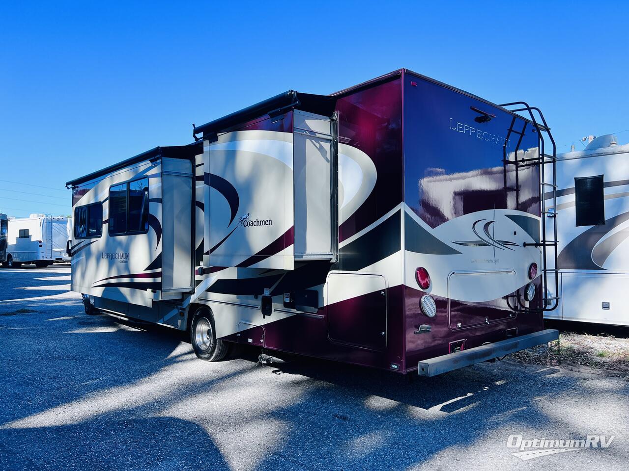 2019 Coachmen Leprechaun 319MB Ford 450 Photo 2