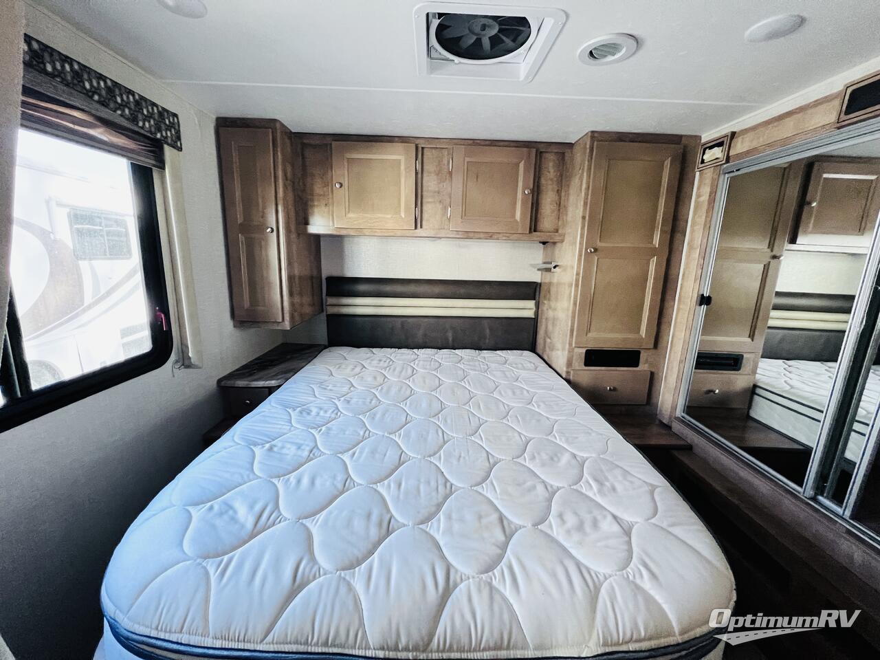 2019 Coachmen Leprechaun 319MB Ford 450 Photo 21