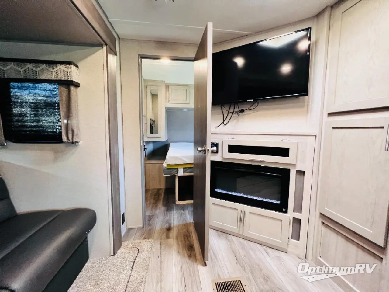 2022 Coachmen Catalina Legacy 263BHSCK Photo 15