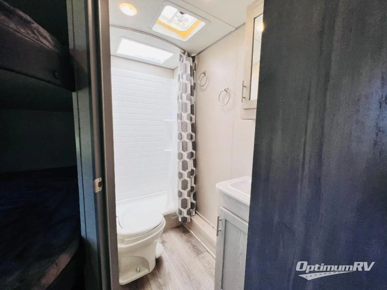 2022 Coachmen Catalina Legacy 263BHSCK Photo 18