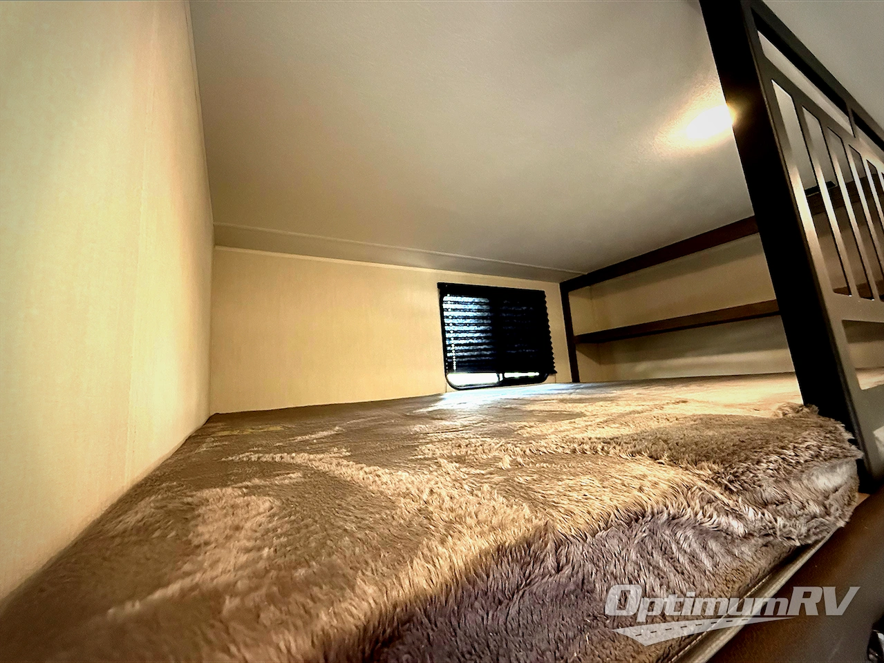2025 Forest River Cherokee Arctic Wolf Suite 3750SUITE Photo 17