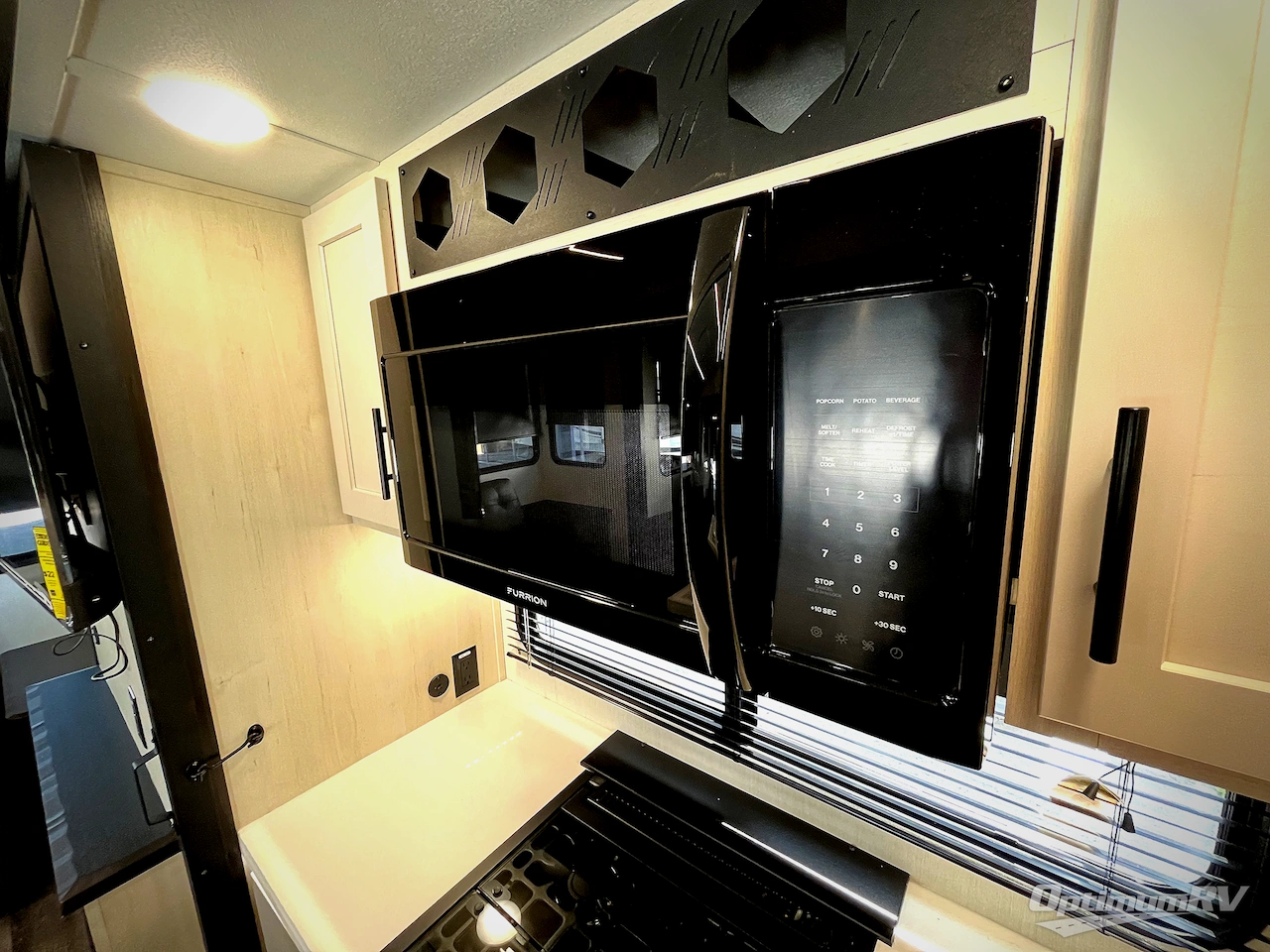2025 Forest River Cherokee Arctic Wolf Suite 3650SUITE Photo 14