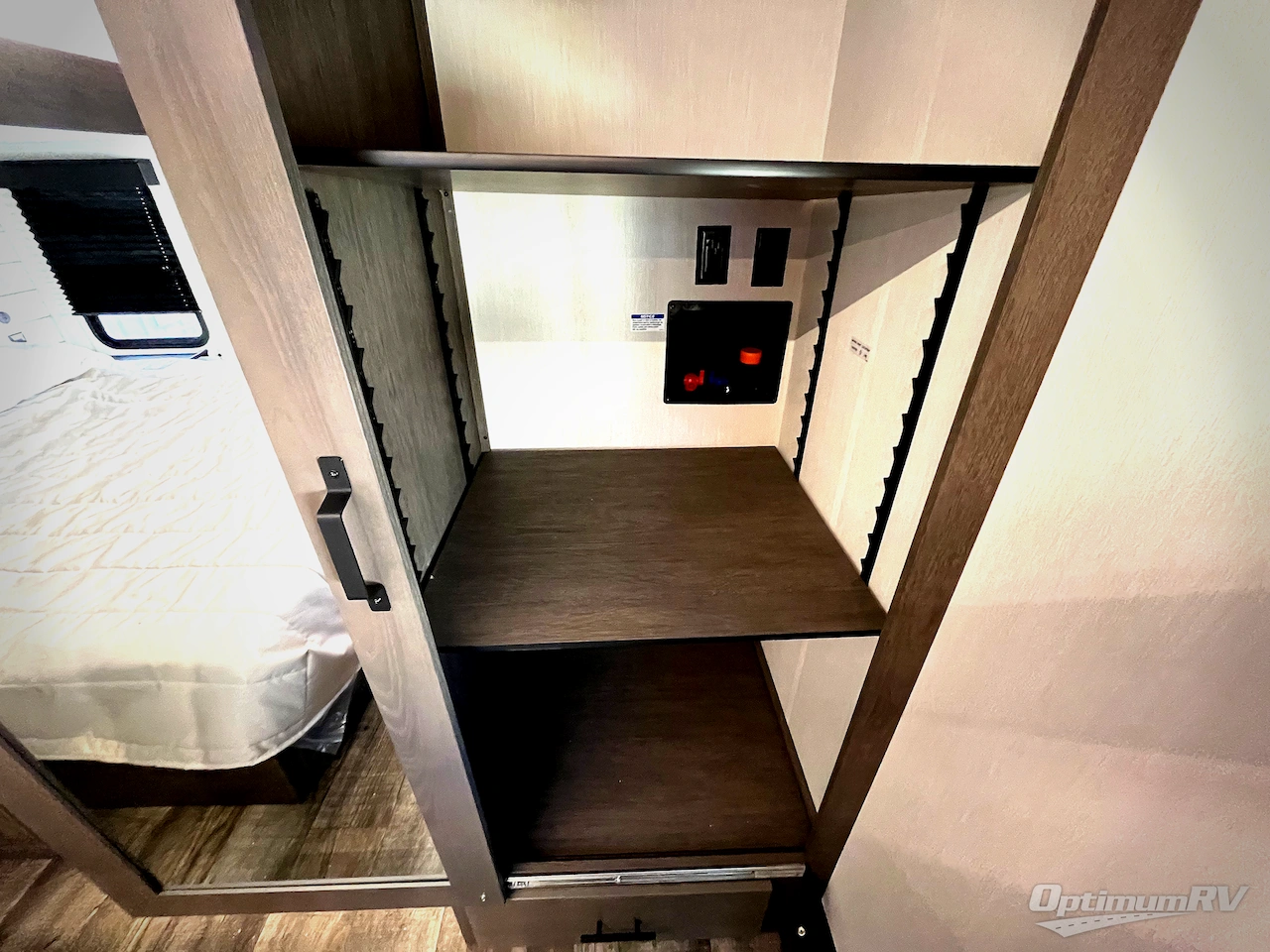 2025 Forest River Cherokee Arctic Wolf Suite 3650SUITE Photo 30
