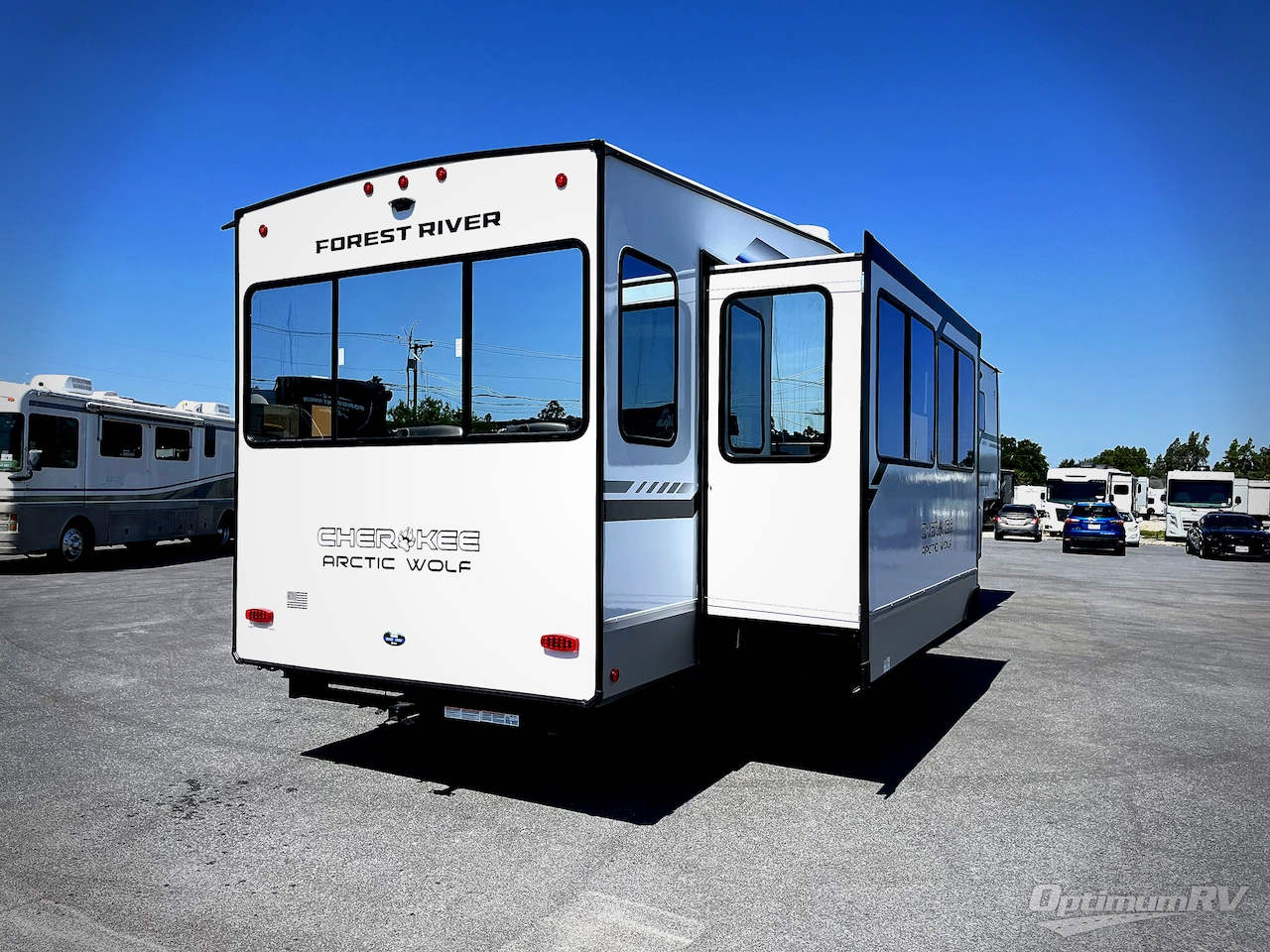 2025 Forest River Cherokee Arctic Wolf Suite 3650SUITE Photo 3