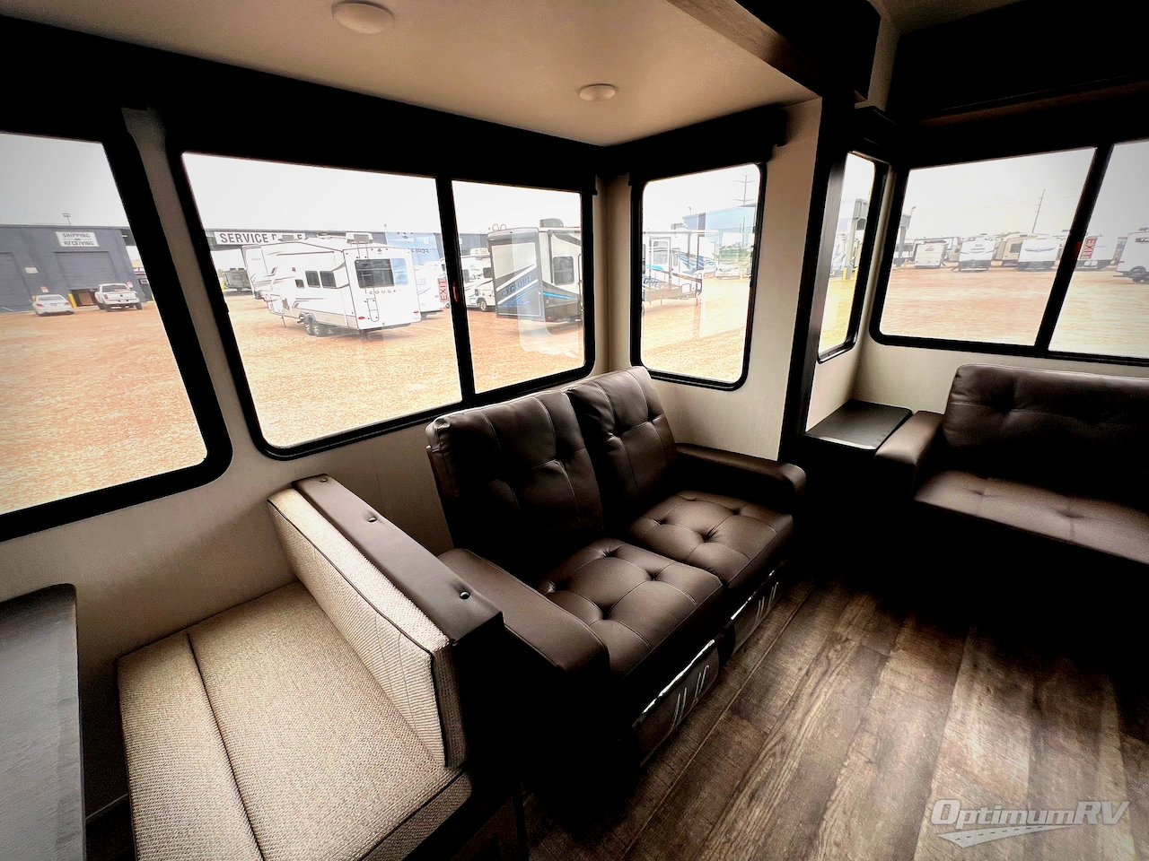 2025 Forest River Cherokee Arctic Wolf Suite 3650SUITE Photo 11