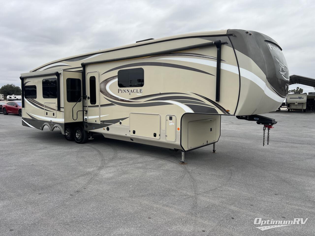 2020 Jayco Pinnacle 36FBTS Photo 1