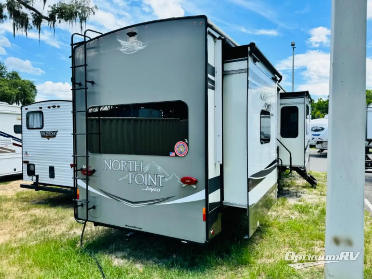 2020 Jayco North Point 383FKWS Photo 2