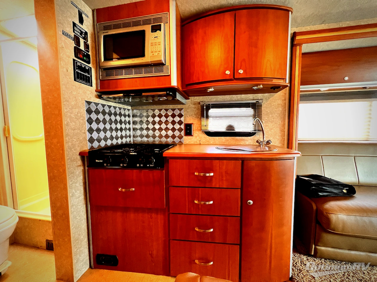 2009 Winnebago View 24H Photo 9
