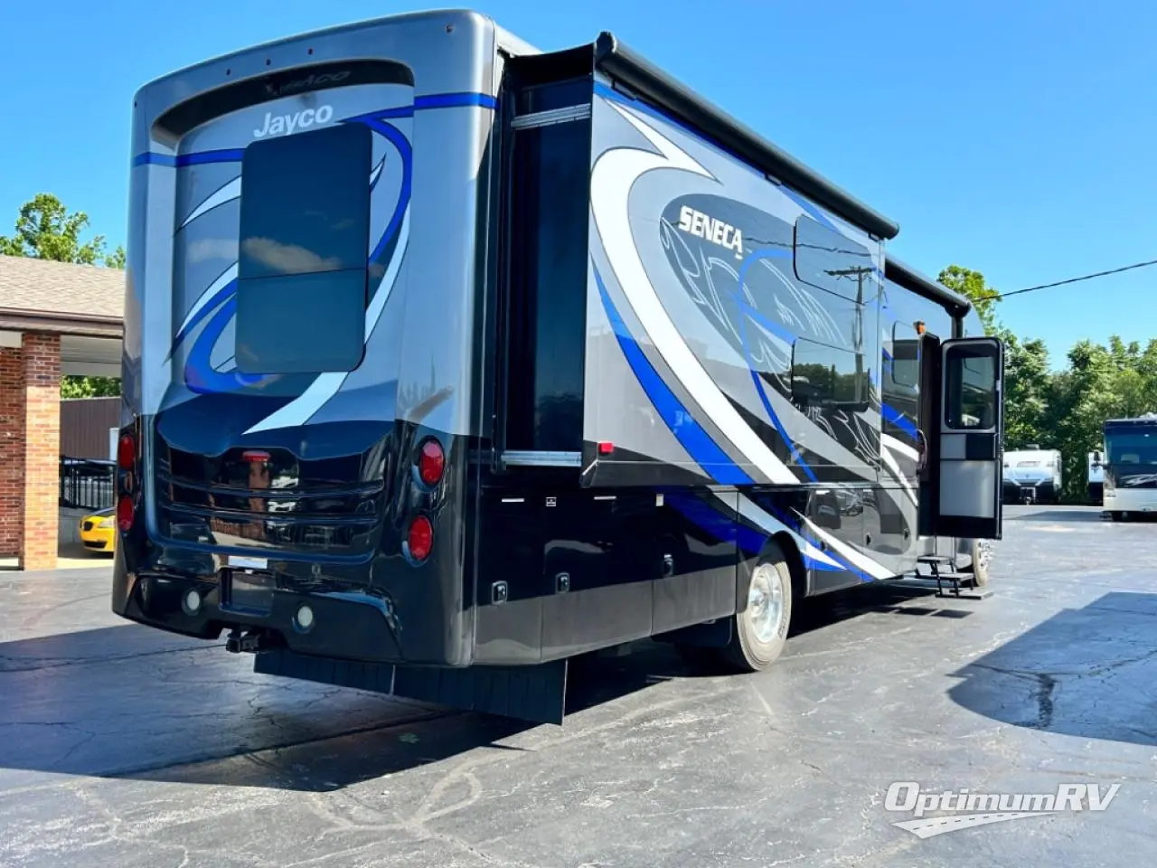 2019 Jayco Seneca 37FS Photo 2