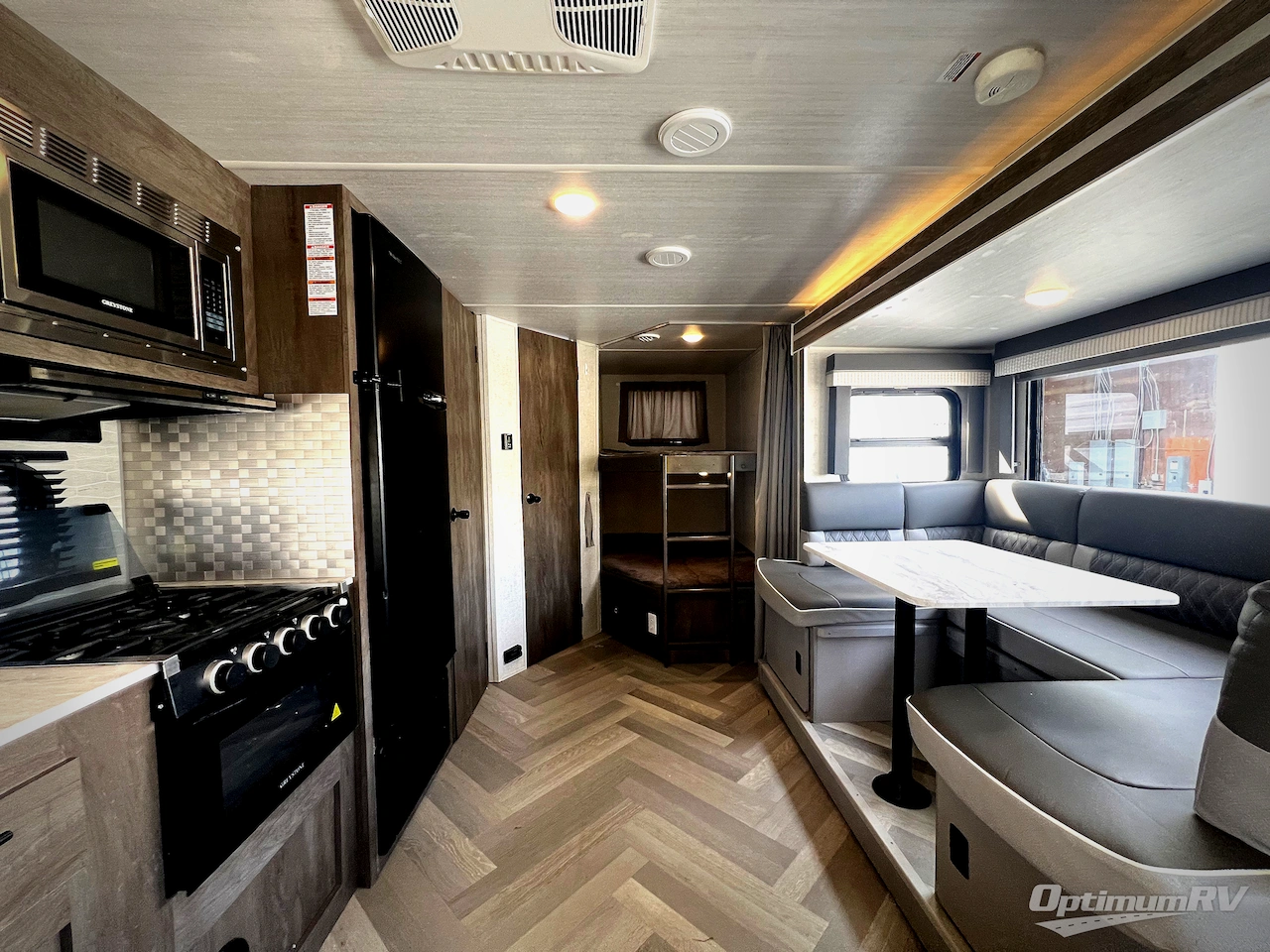 2021 Forest River Wildwood X-Lite 263BHXL Photo 2