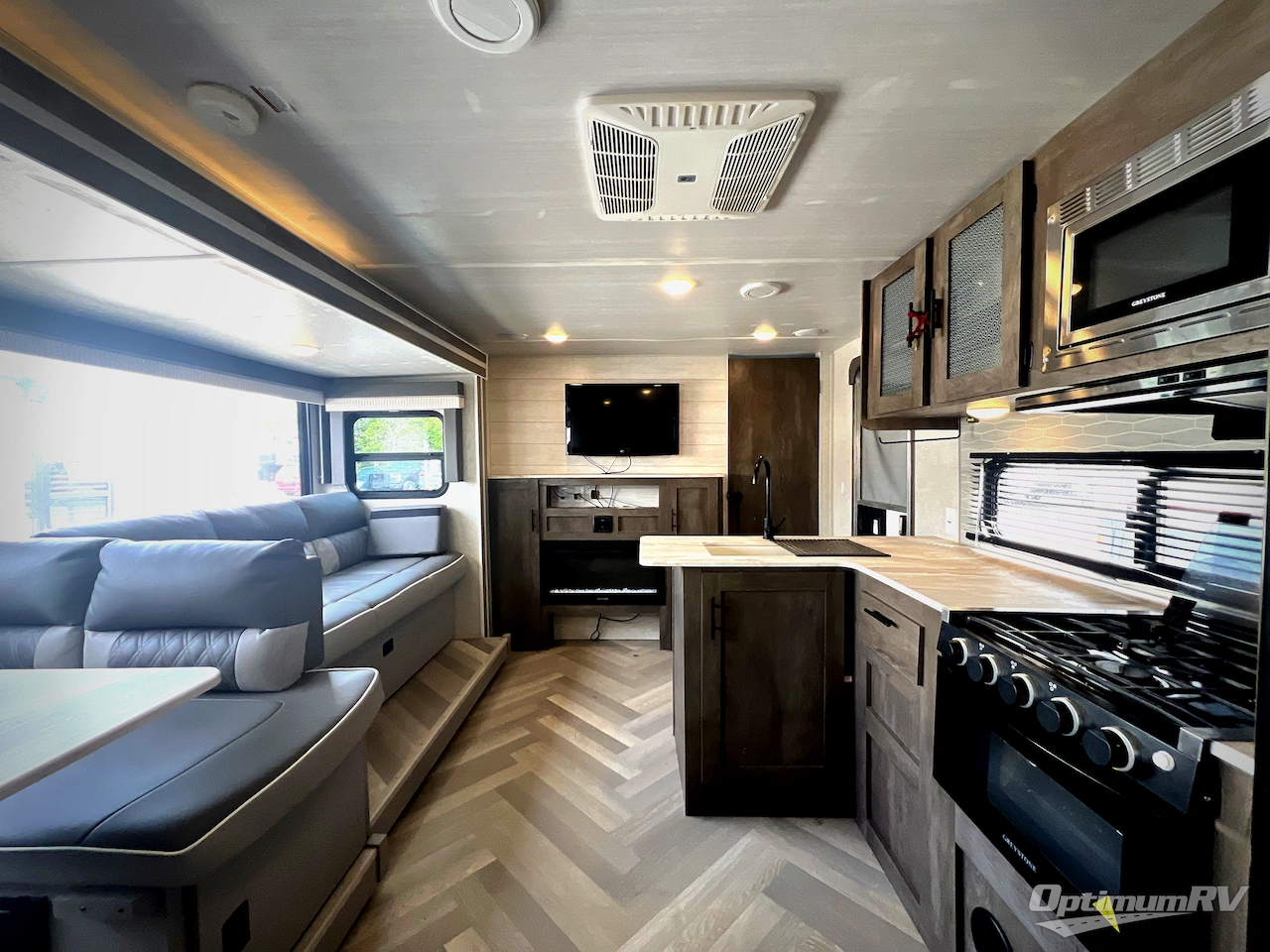 2021 Forest River Wildwood X-Lite 263BHXL Photo 3