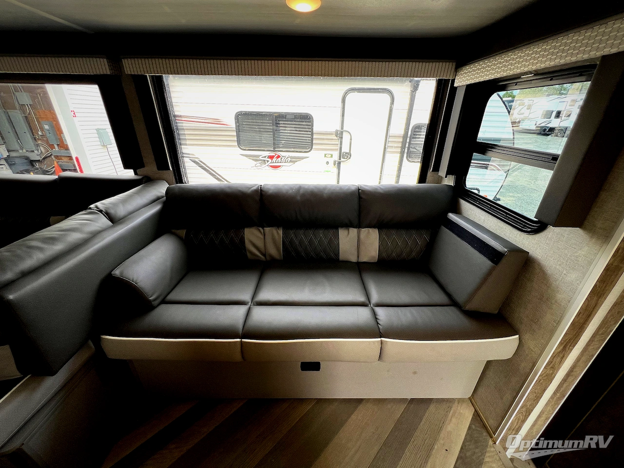 2021 Forest River Wildwood X-Lite 263BHXL Photo 4