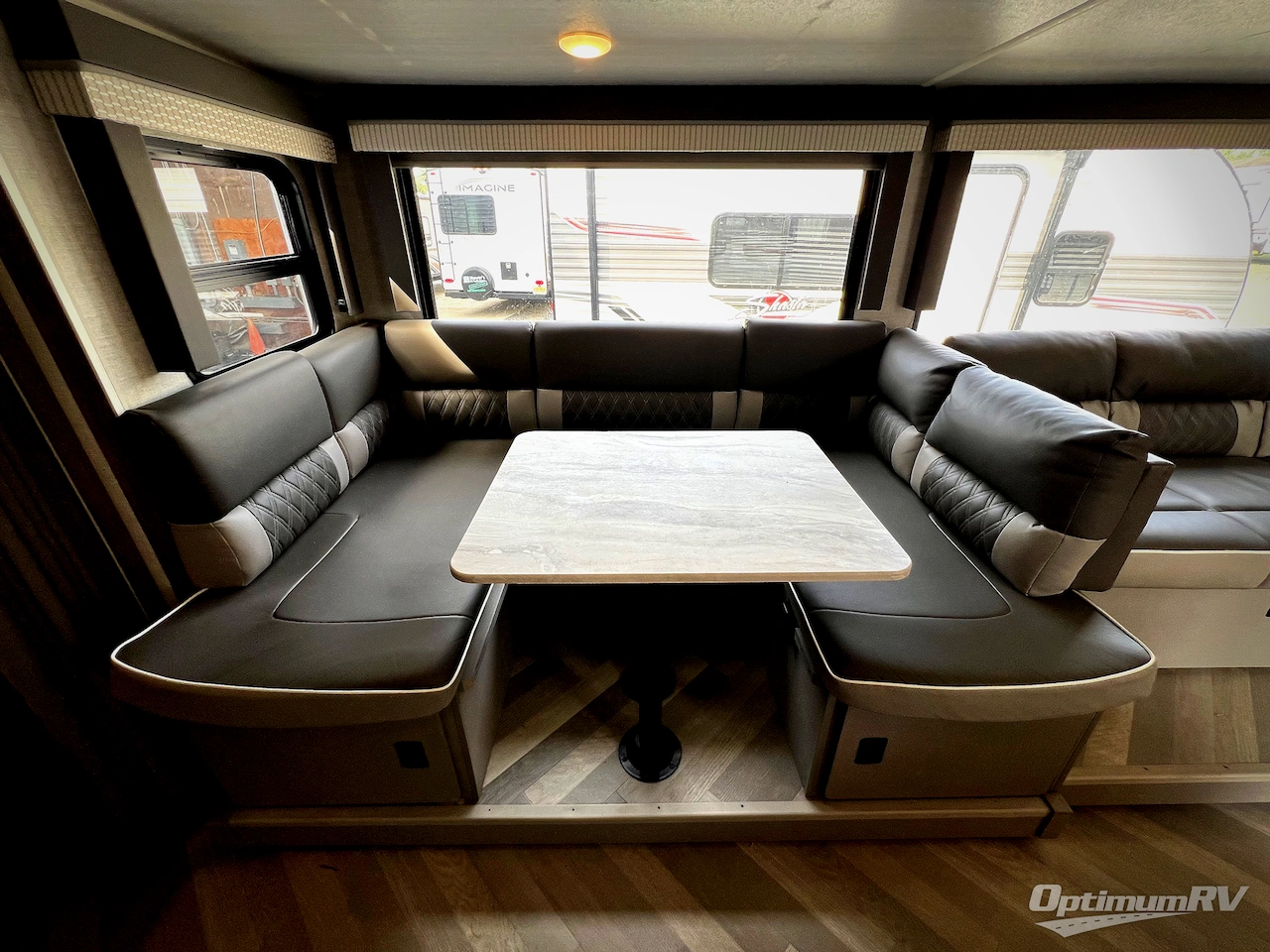 2021 Forest River Wildwood X-Lite 263BHXL Photo 5