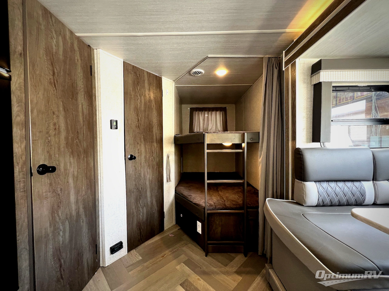 2021 Forest River Wildwood X-Lite 263BHXL Photo 15