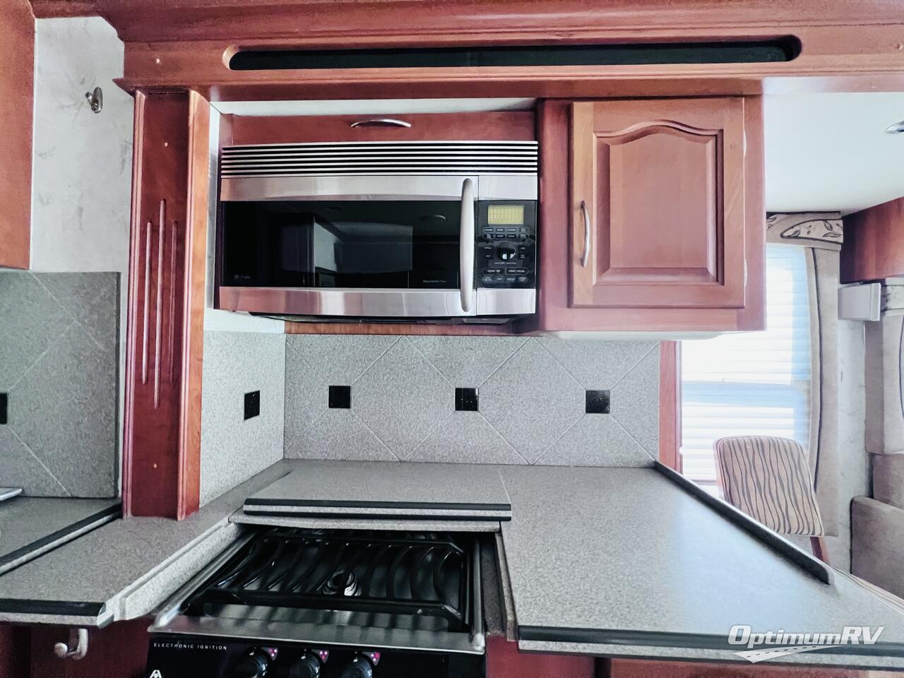 2006 National RV Tradewinds M-40E Photo 12