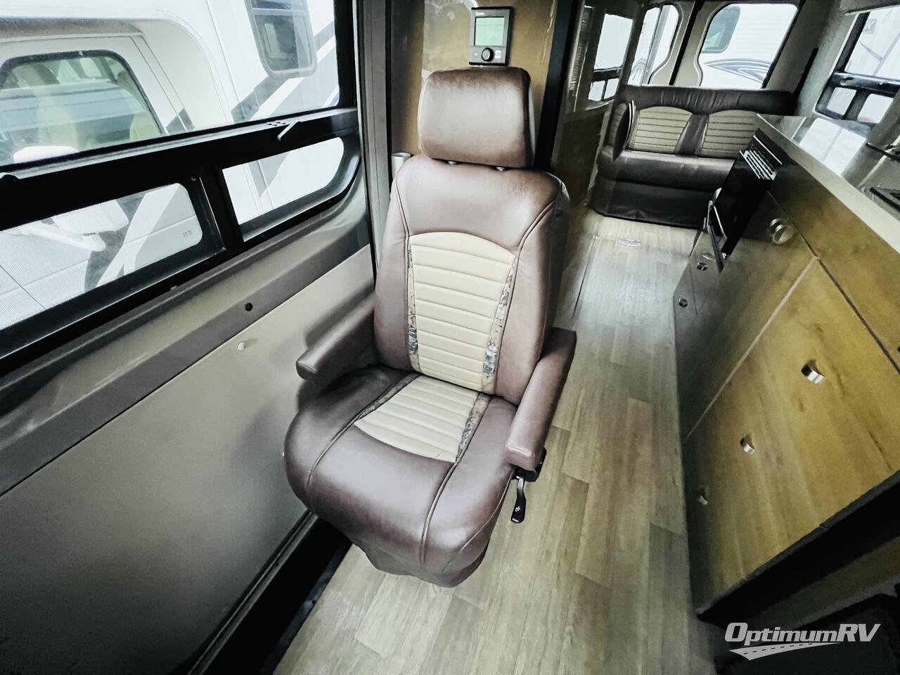 2019 Winnebago Era 70B Sprinter Photo 11