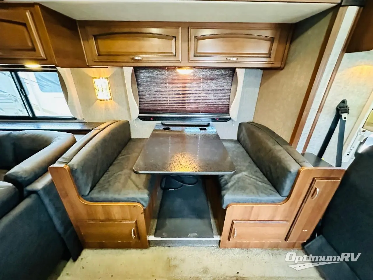 2014 Fleetwood Terra 34E Photo 11