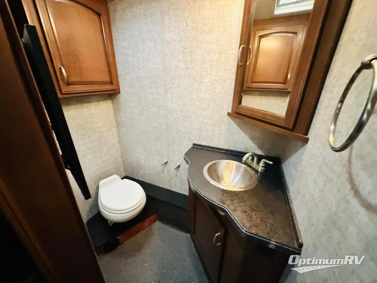 2014 Fleetwood Terra 34E Photo 17