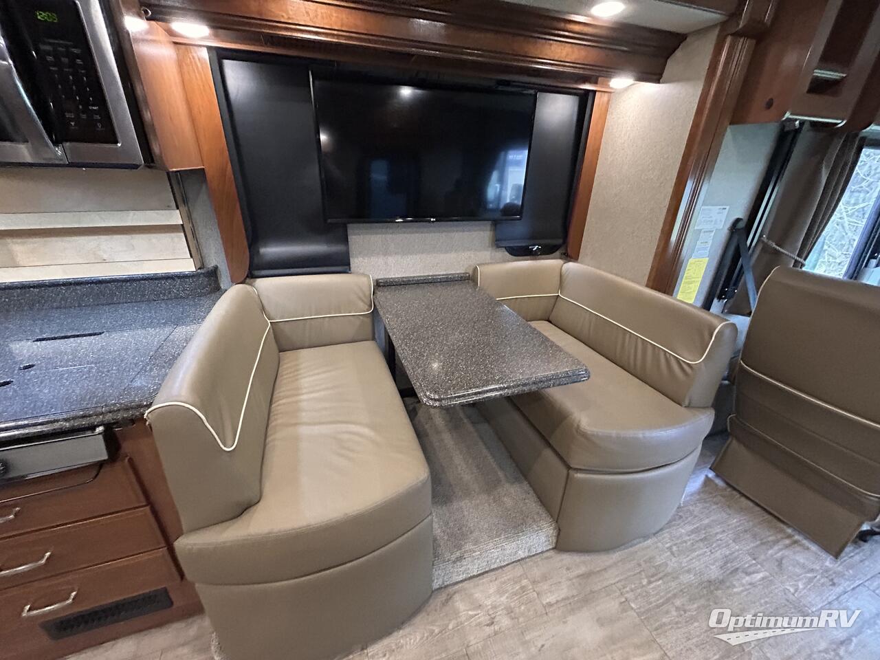 2018 Holiday Rambler Navigator XE 33D Photo 10