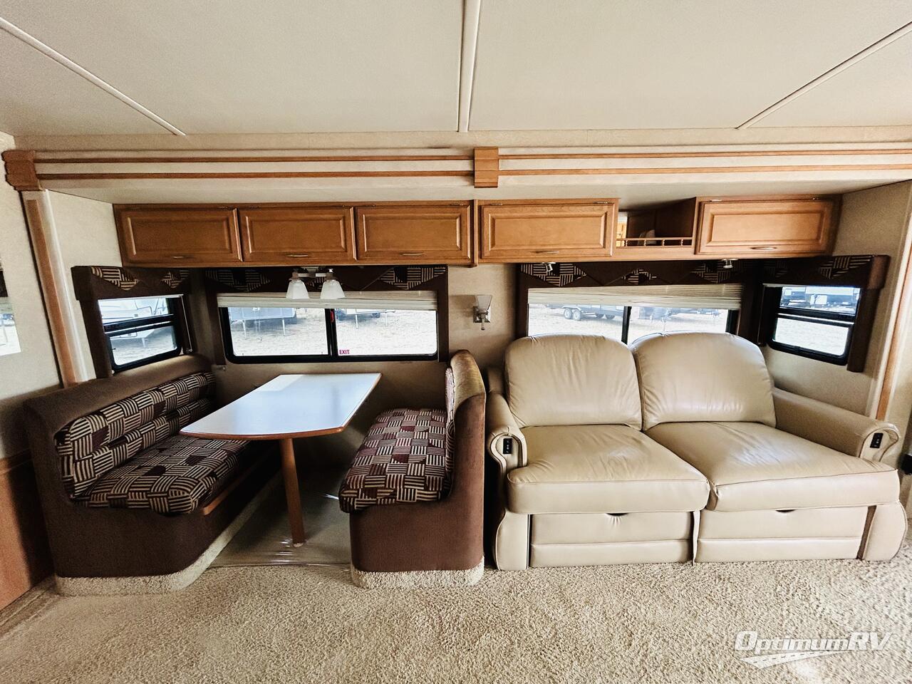 2007 Winnebago Journey 36 G Photo 9