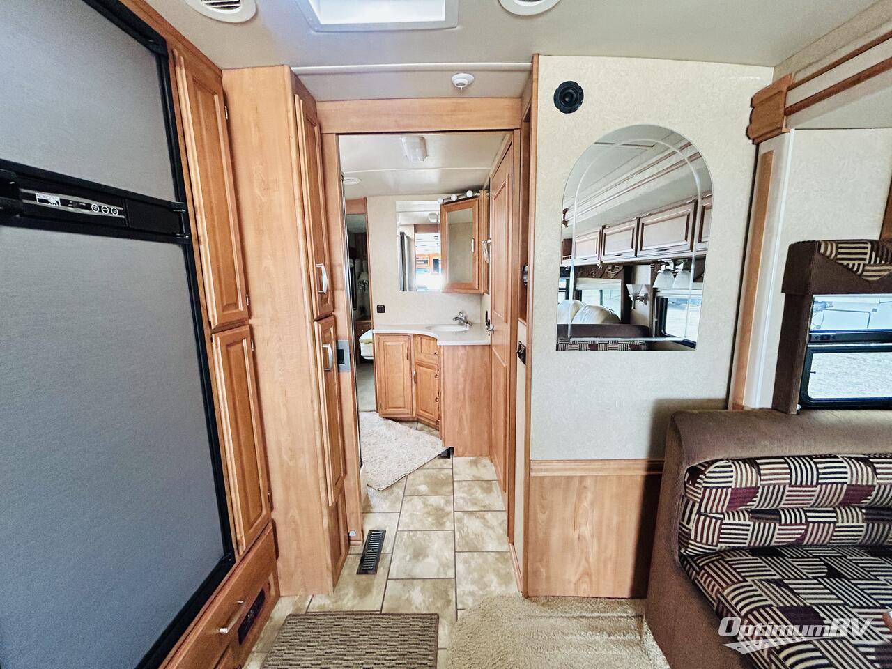 2007 Winnebago Journey 36 G Photo 11