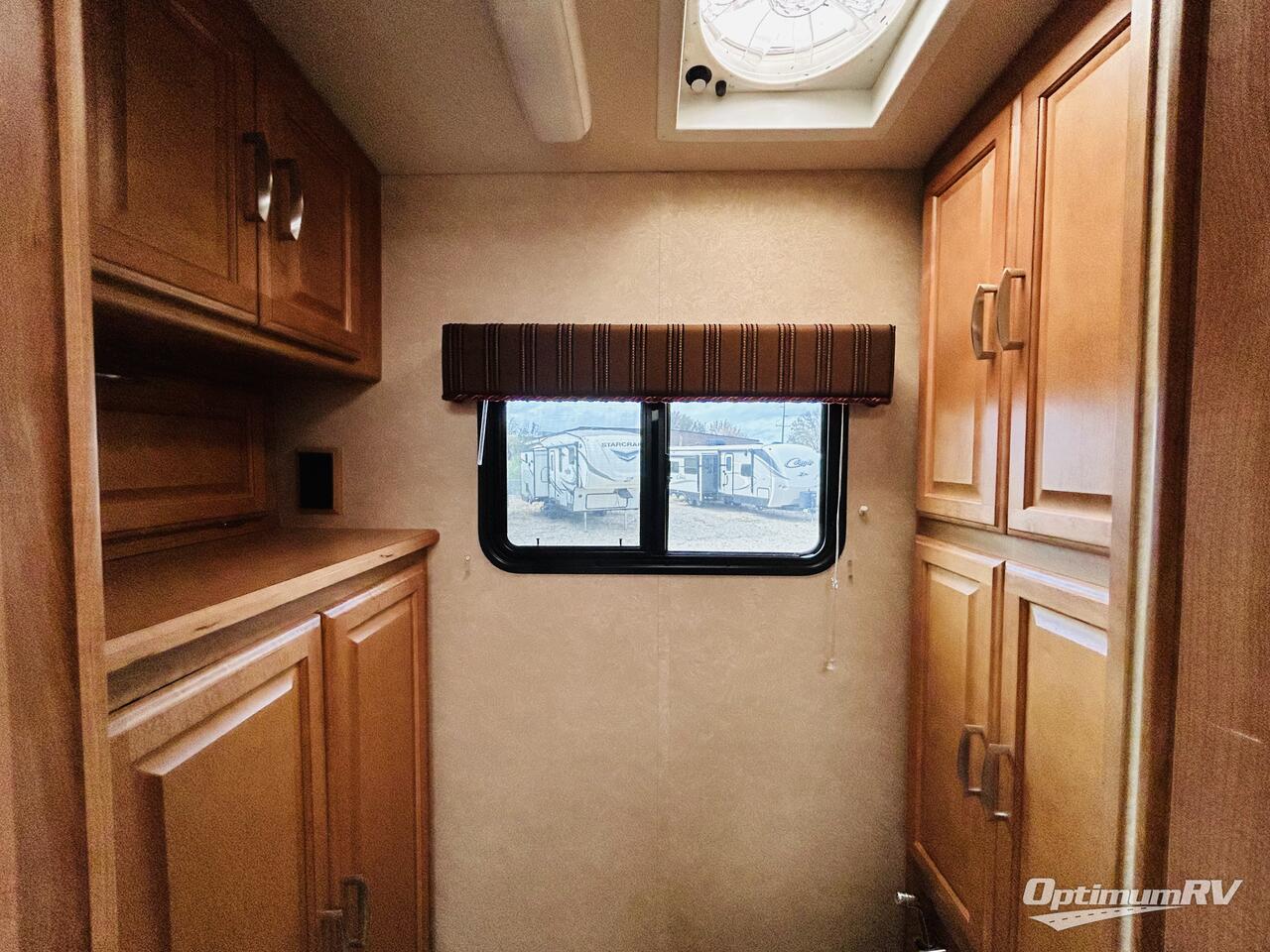 2007 Winnebago Journey 36 G Photo 18