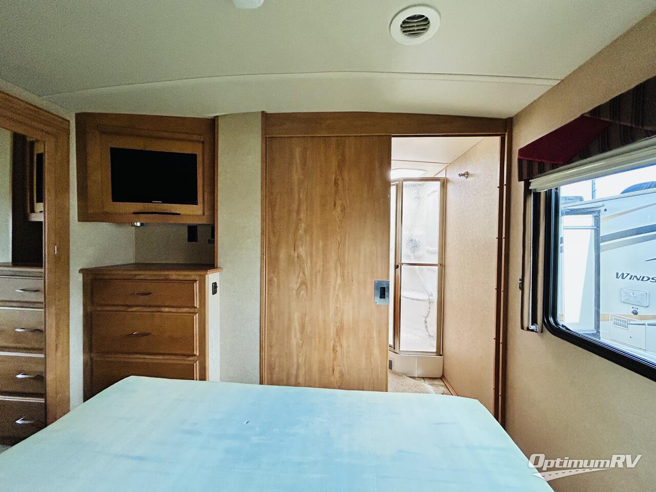 2007 Winnebago Journey 36 G Photo 21