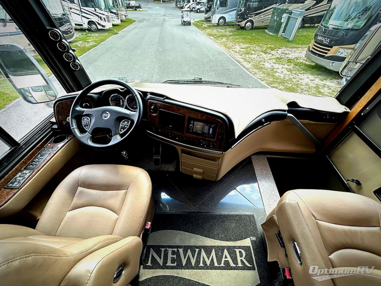 2013 Newmar Ventana 3634 Photo 8