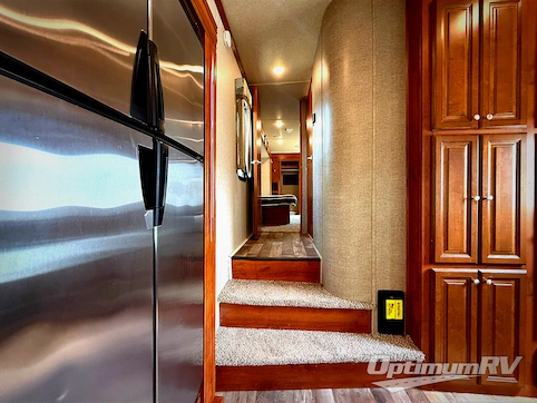 2017 Heartland Bighorn Traveler 37SS RV Photo 4