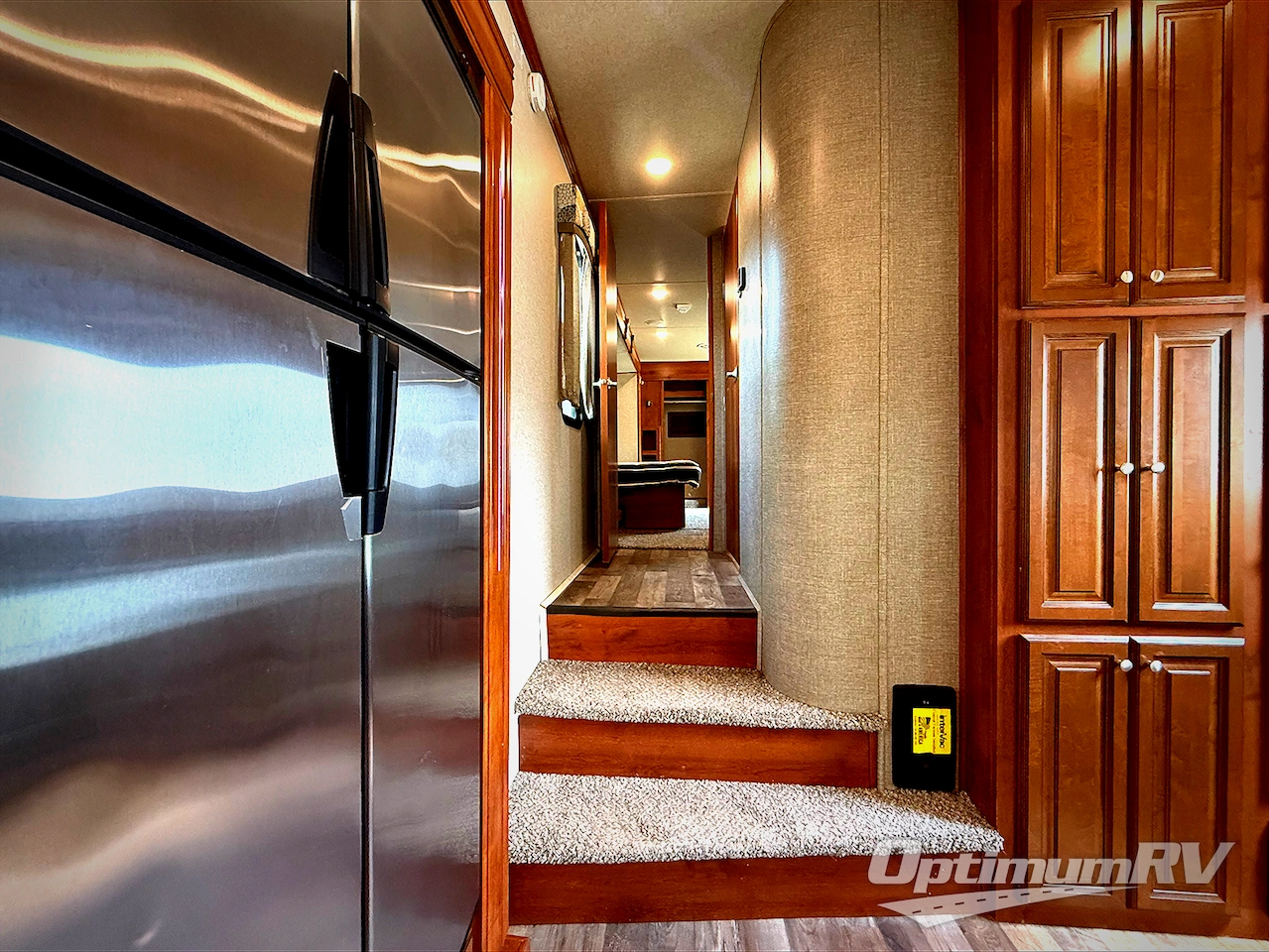 2017 Heartland Bighorn Traveler 37SS Photo 13