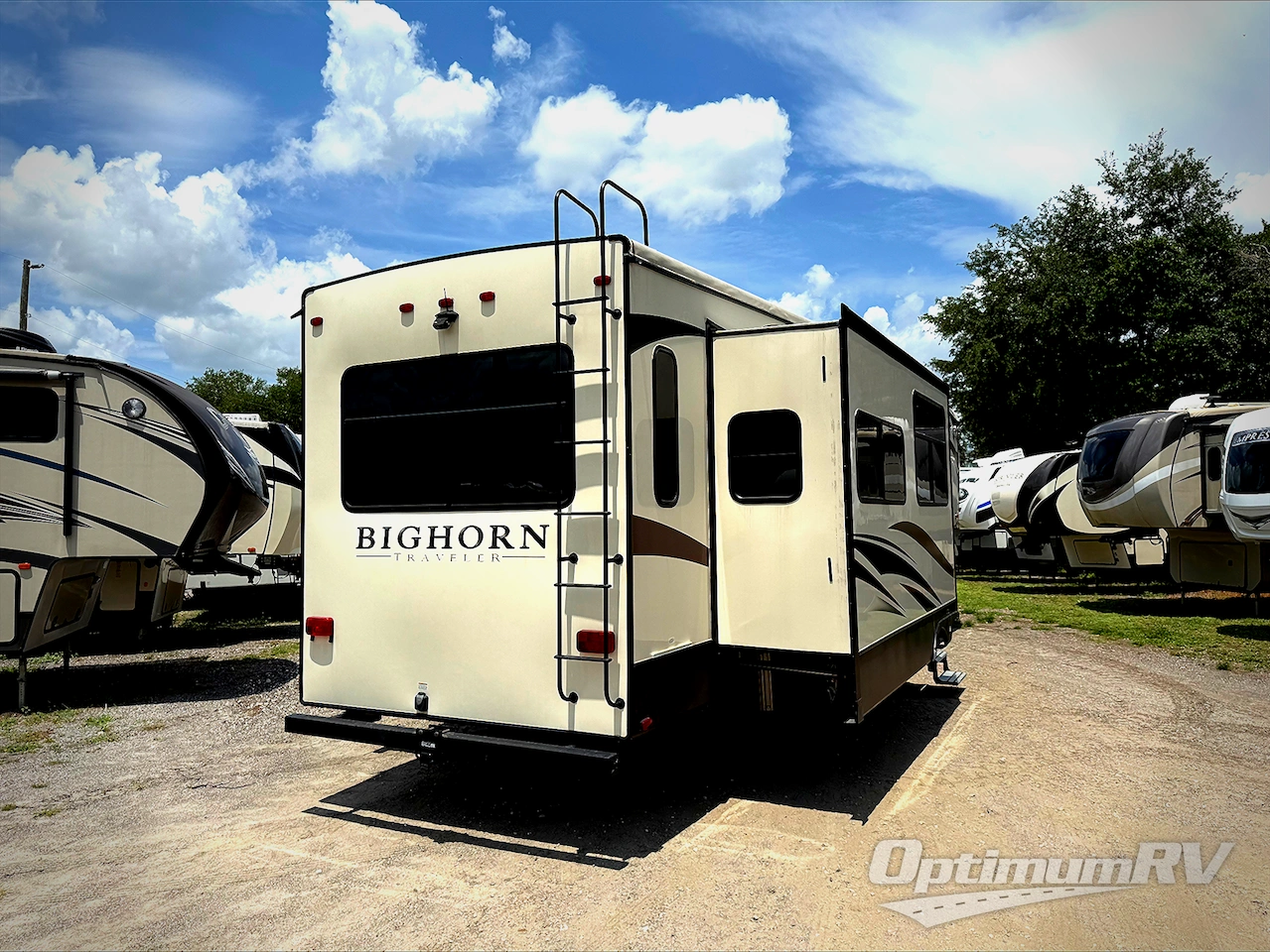 2017 Heartland Bighorn Traveler 37SS Photo 3