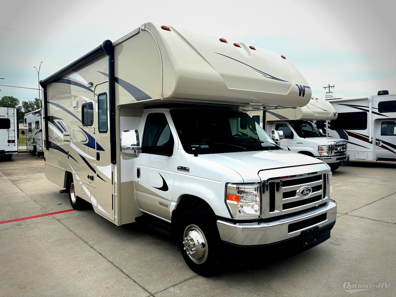 2022 Winnebago Minnie Winnie 22M Photo 1