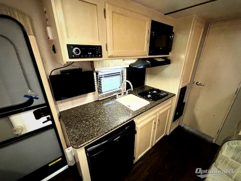 2018 Winnebago Towables Micro Minnie 1700BH RV Photo 3