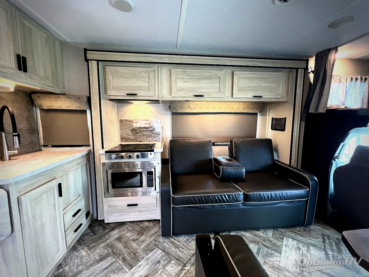 2022 Forest River Sunseeker Classic 2860DS Ford Photo 11