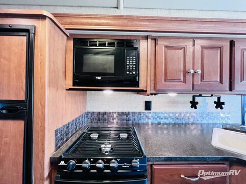 2017 Itasca Sunstar 29VE RV Photo 3