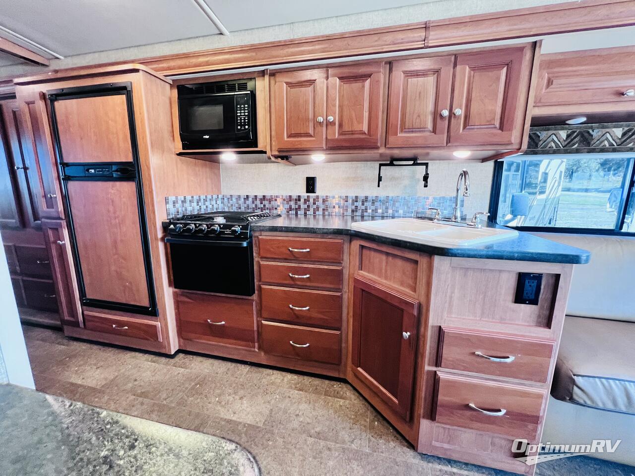 2017 Itasca Sunstar 29VE Photo 10