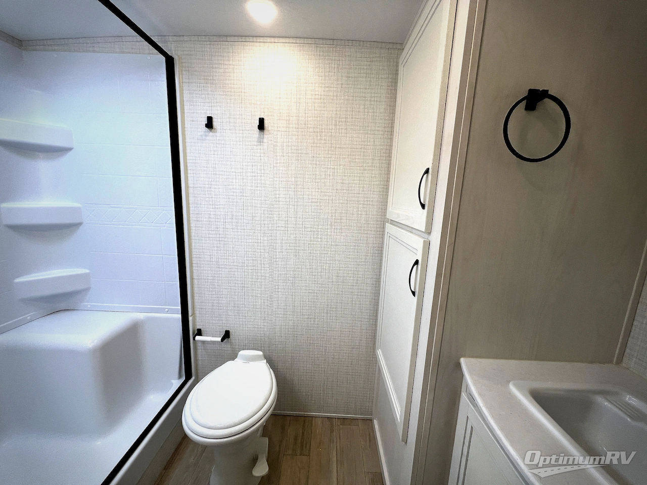 2024 Palomino SolAire 242RBS Photo 24