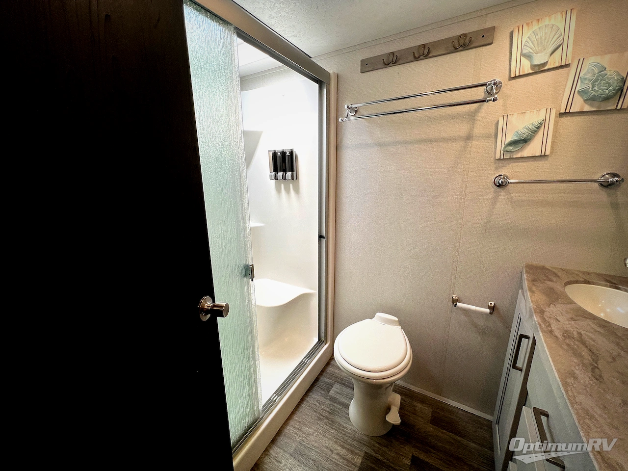 2021 Keystone Montana High Country 373RD Photo 24